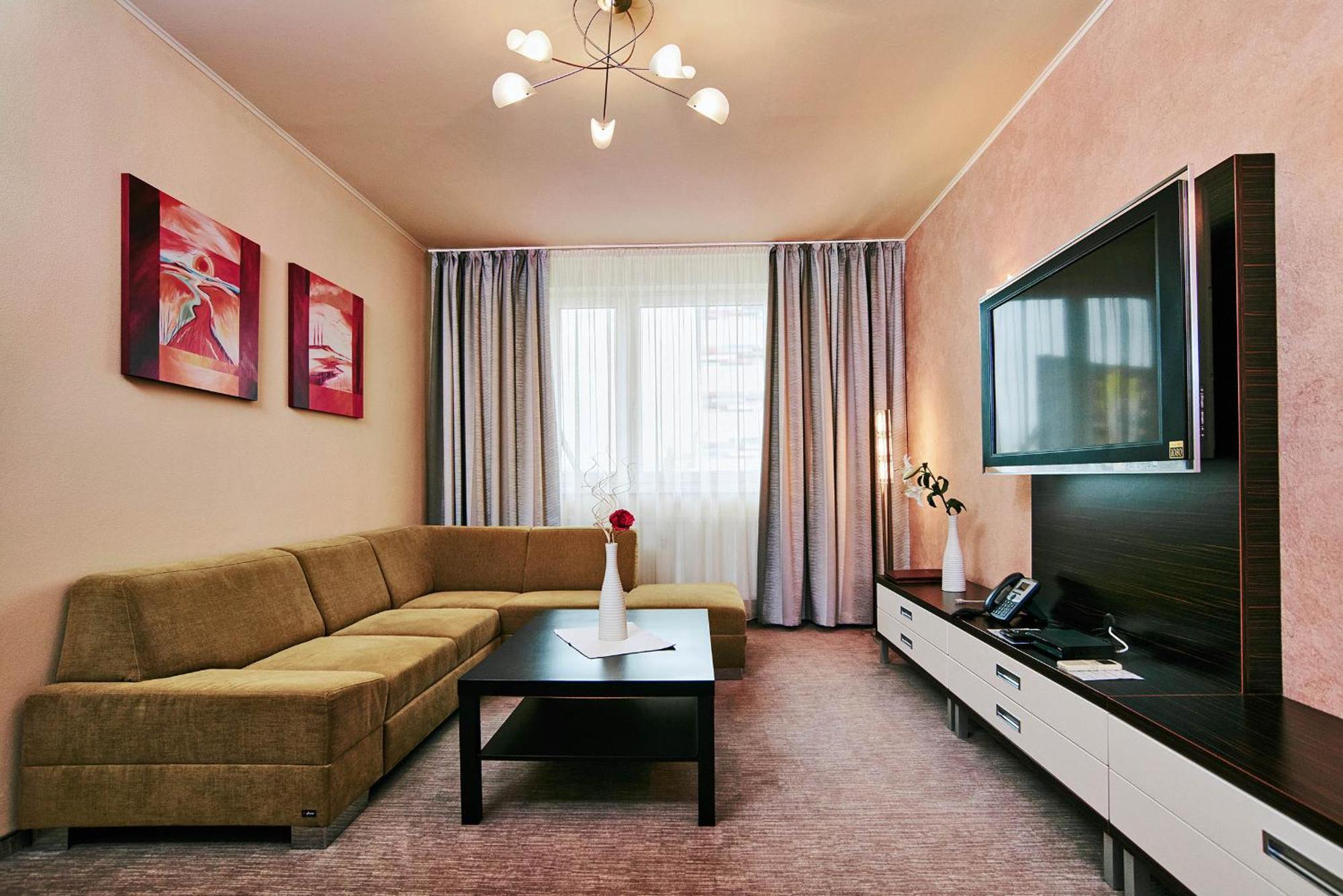 Privilege - Empire Hotels Group Кошице Екстериор снимка