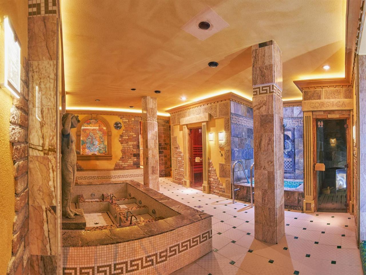Privilege - Empire Hotels Group Кошице Екстериор снимка